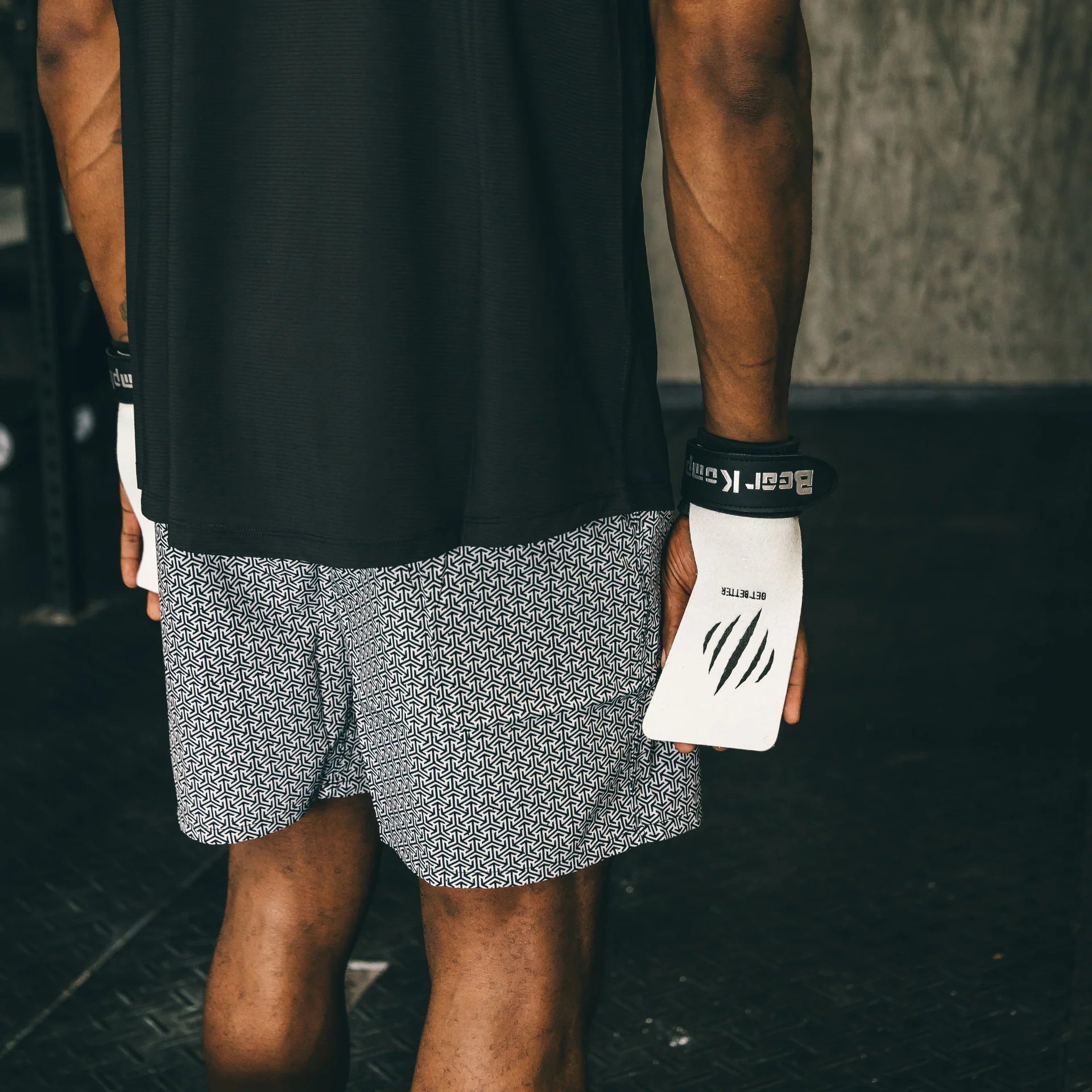 Bear KompleX Pinnacle No hole Speed Grips.