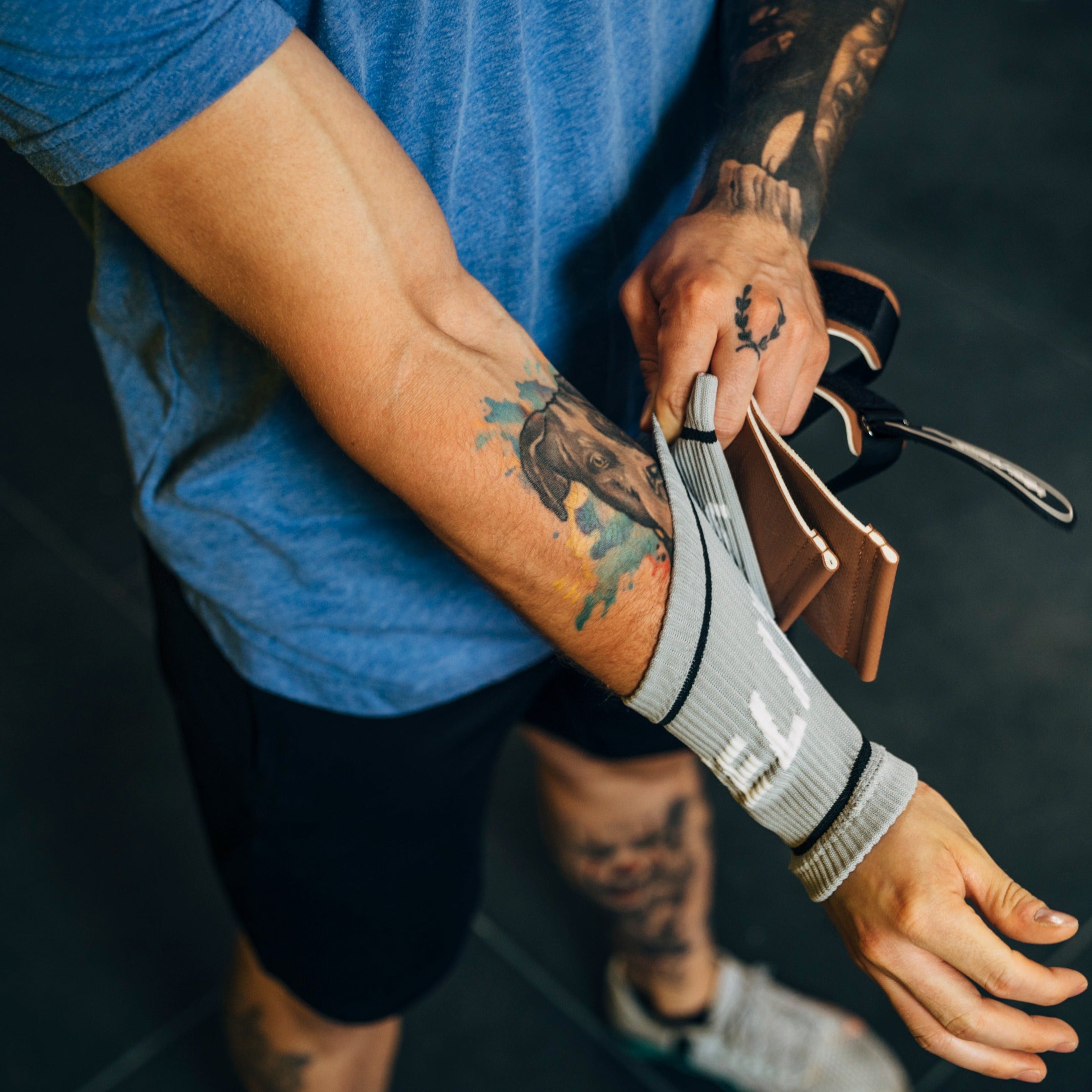 Velites - Wristband Grey